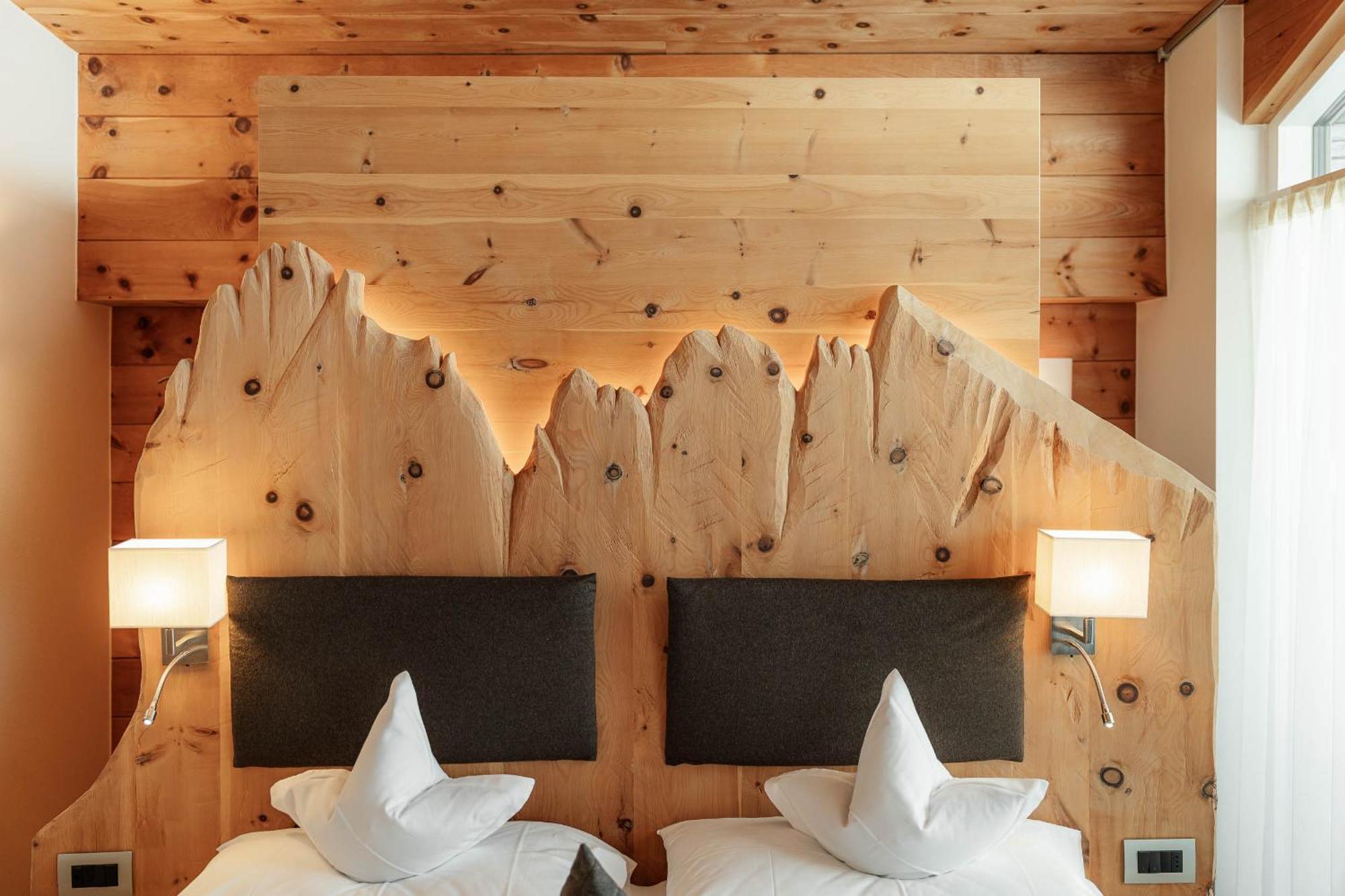 Chalet Elisabeth Dolomites Alpin & Charme セルヴァ・ディ・ヴァル・ガルデーナ エクステリア 写真