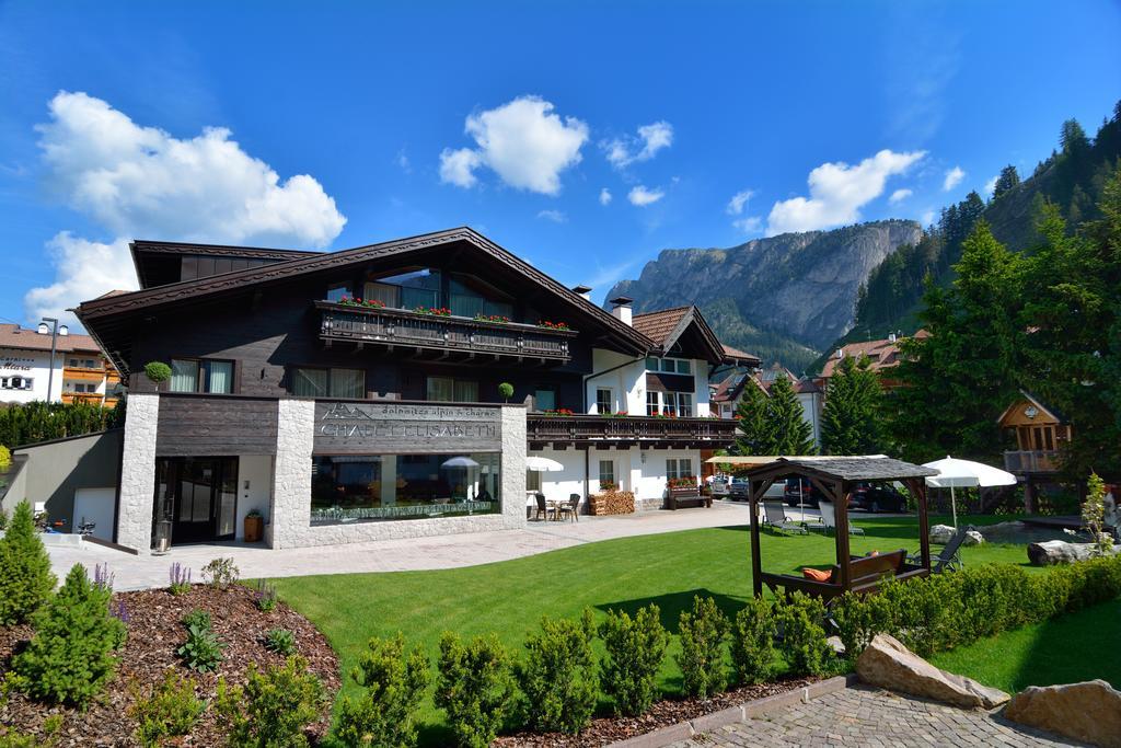 ホテル Chalet Elisabeth Dolomites Alpin & Charme セルヴァ・ディ・ヴァル・ガルデーナ エクステリア 写真