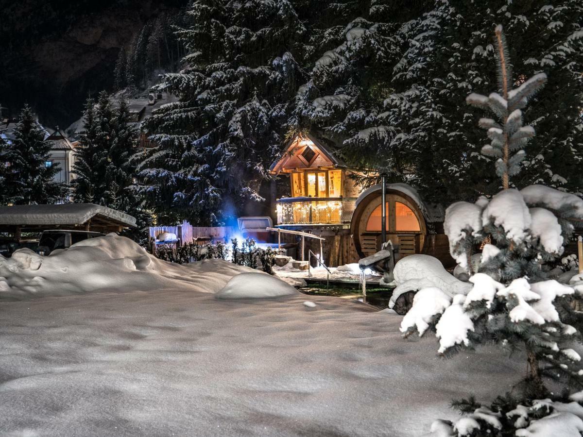 ホテル Chalet Elisabeth Dolomites Alpin & Charme セルヴァ・ディ・ヴァル・ガルデーナ エクステリア 写真